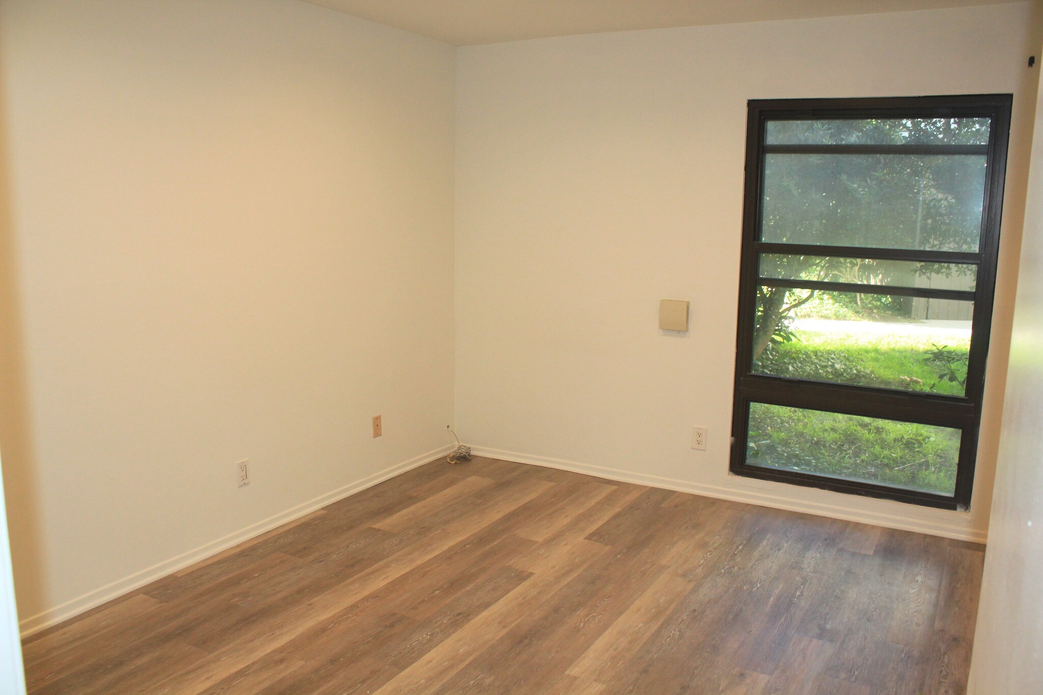 Building Photo - 7765 W 91st St