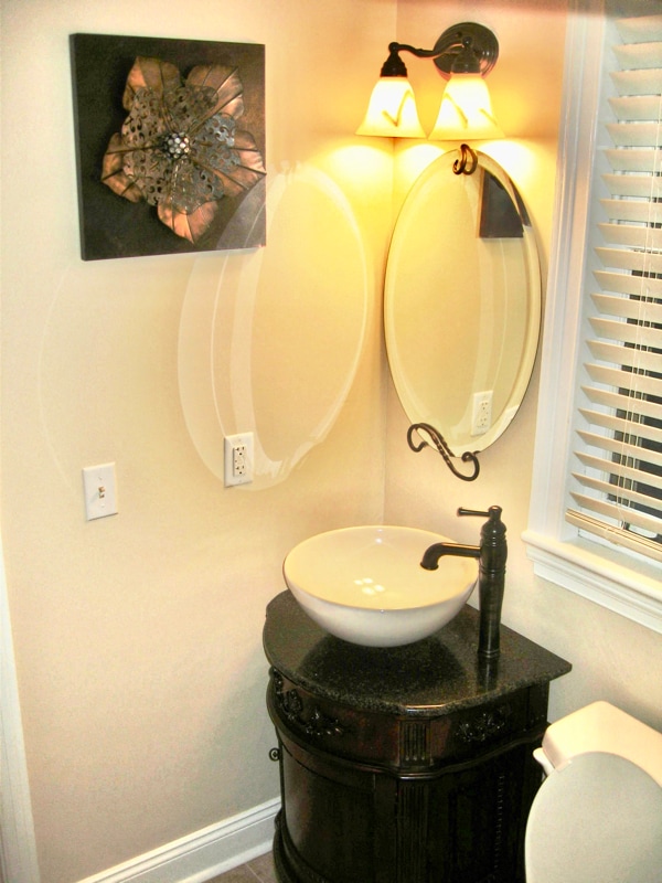 Building Photo - 849 Lasalle St