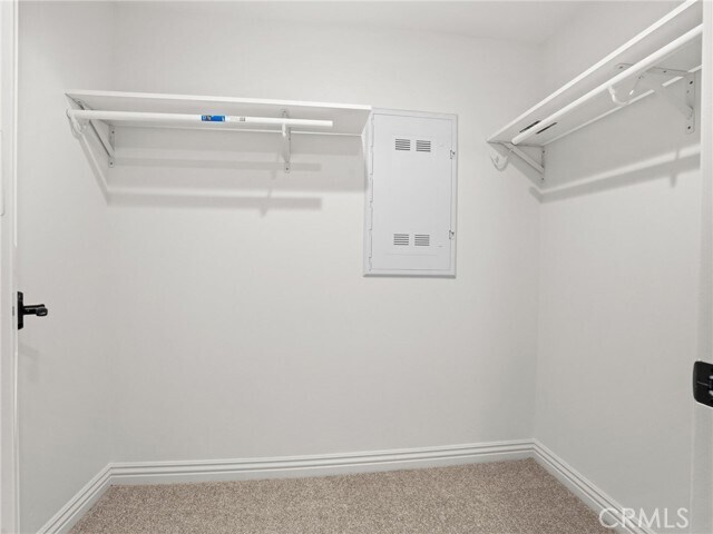 Building Photo - 1598 Long BCH