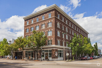 Building Photo - The Grand Apartments