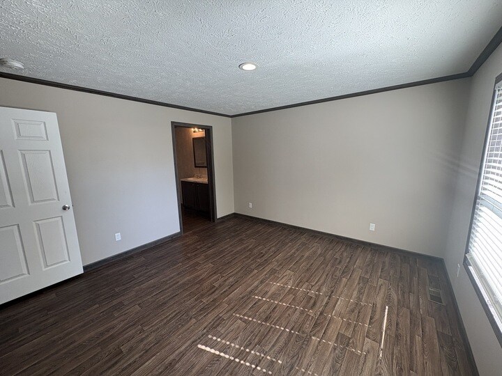 Building Photo - 2100 S.Scott Blvd #79 Unit 79