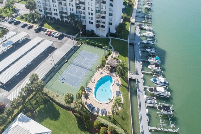 Building Photo - 660 Island Way