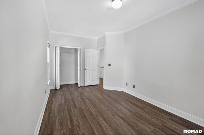 Building Photo - 237 Crumley St SW