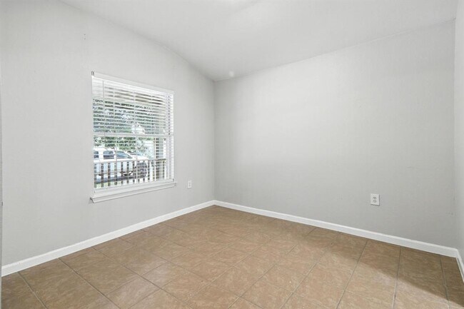 Building Photo - 12613 Paloma Blanca Way