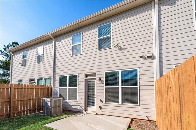 Building Photo - 5311 Bentayga Dr
