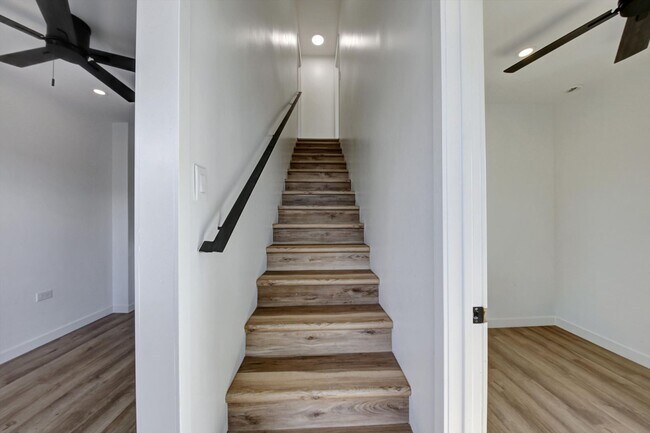 Building Photo - AMAZING NEW CONSTRUCTION UNIT NEAR DOWNTOWN