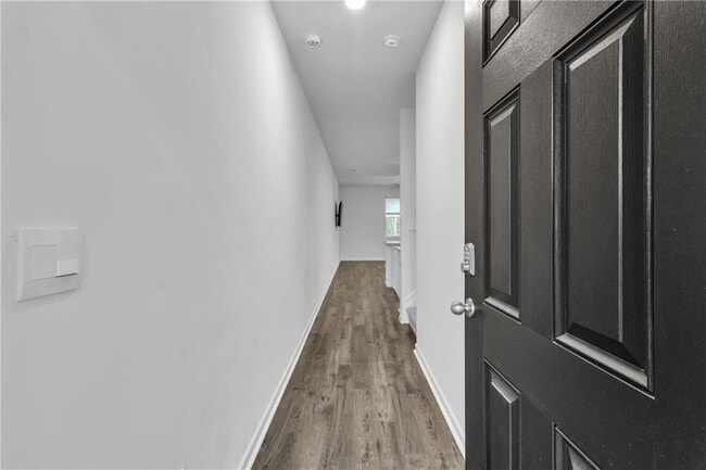 Building Photo - 1560 Gray Br Ct