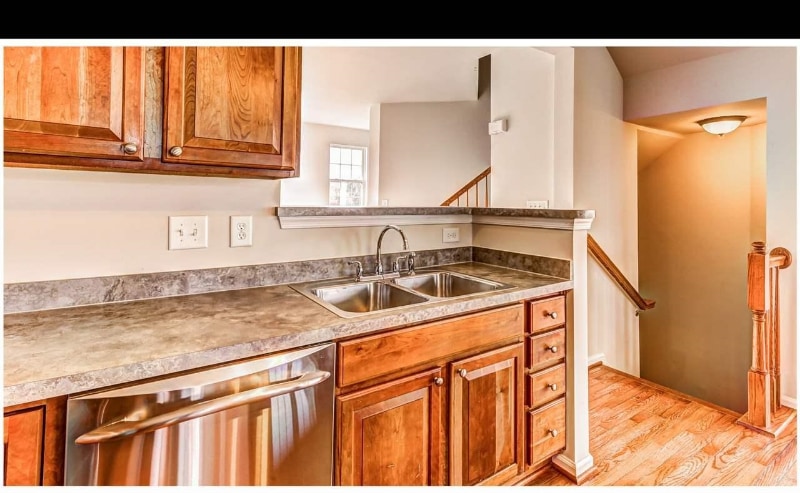 Building Photo - 73 Messina Ct