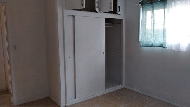 Building Photo - 2319 W 246th St