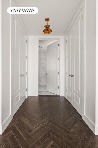 Building Photo - 11-12 44th Drive 6G