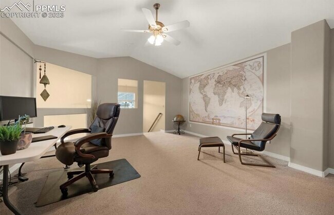 Upstairs loft/2nd living area - 2173 Alpine Shadows Vw