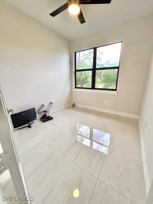 Building Photo - 3596 64th Ave NE