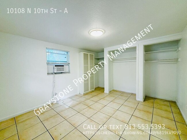 Building Photo - Budget friendly 1-Bedroom Duplex in Tampa–...