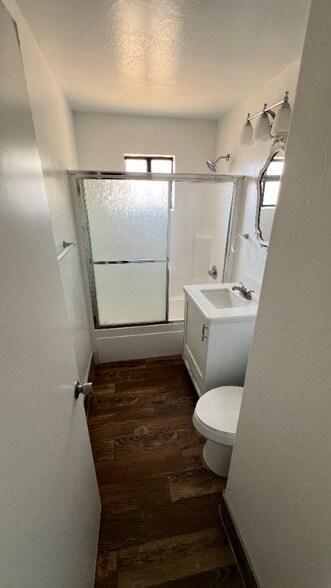 Building Photo - 3645 W Hadley St