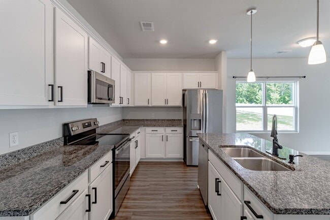 Building Photo - 147 Enclave Wy