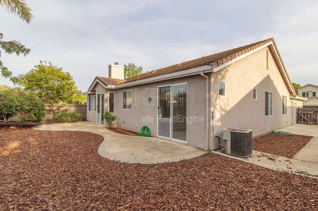 Building Photo - 2609 Magnolia Ct