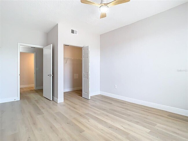 Building Photo - 5560 Metrowest Blvd