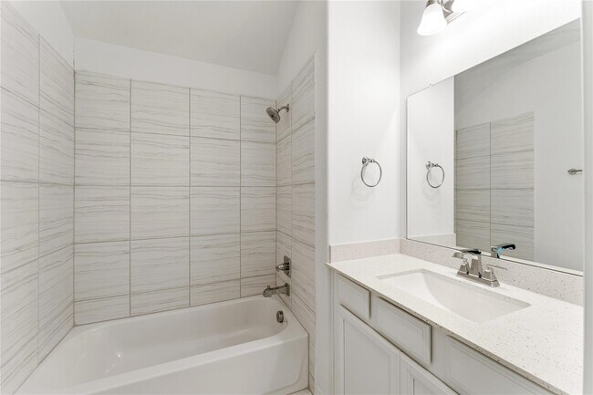 Building Photo - 3614 Windward Canyon Dr