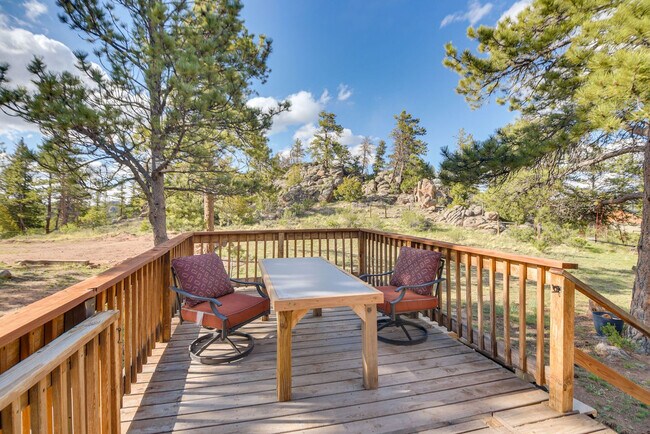 Building Photo - 465 Springmeadow Way