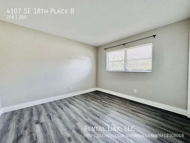 Building Photo - 4107 SE 18th Pl