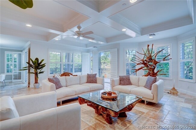 Building Photo - 1528 NE Outrigger Landings Dr
