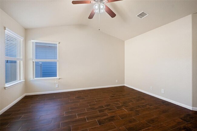 Building Photo - 708 Niobrara River Dr