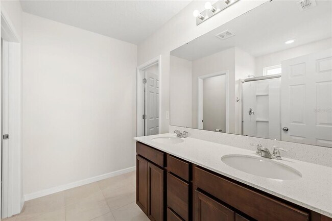 Building Photo - 1575 Aspen Ave