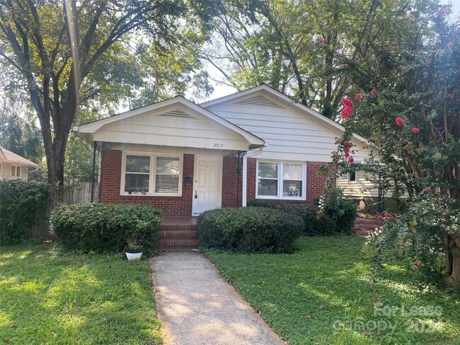 Primary Photo - 2017 Kenilworth Ave