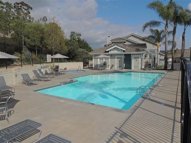 Building Photo - Charming 2 Bedroom 2.5 Bath Home In Poway