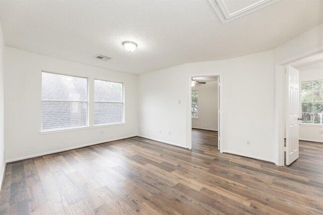 Building Photo - 5026 Bellmead Dr