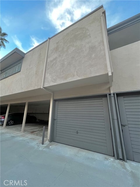 Building Photo - 540 Fairview Ave