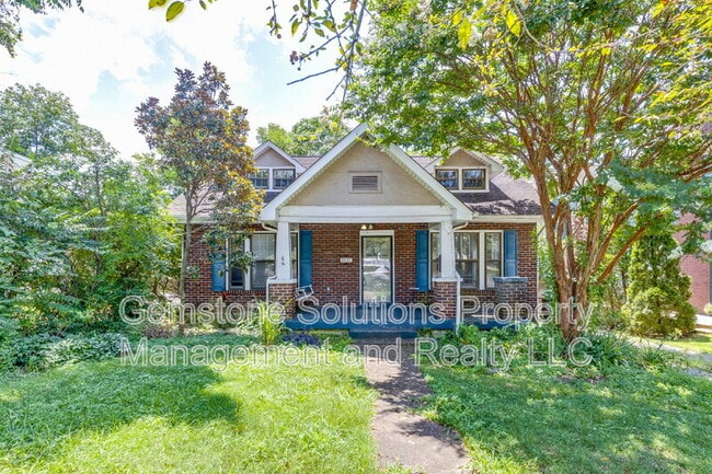 Primary Photo - 2537 Blair Blvd