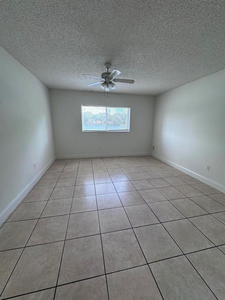 Building Photo - 3610 N 56th Ave