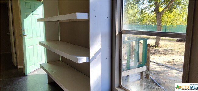 Building Photo - 8926 Witter Ln