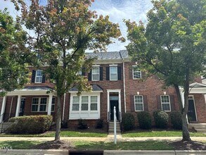 Building Photo - Beautiful 2-Story Townhome in Renaissance Park – Minutes from Downtown Raleigh!