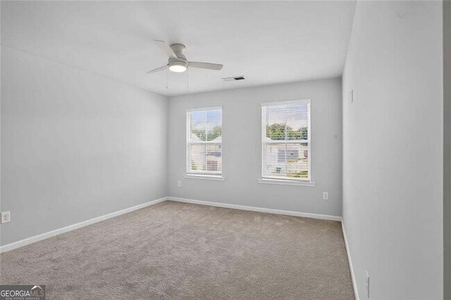 Building Photo - 616 Blue Ash Ct