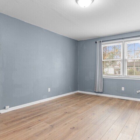 Building Photo - 3220 Deer Park Dr