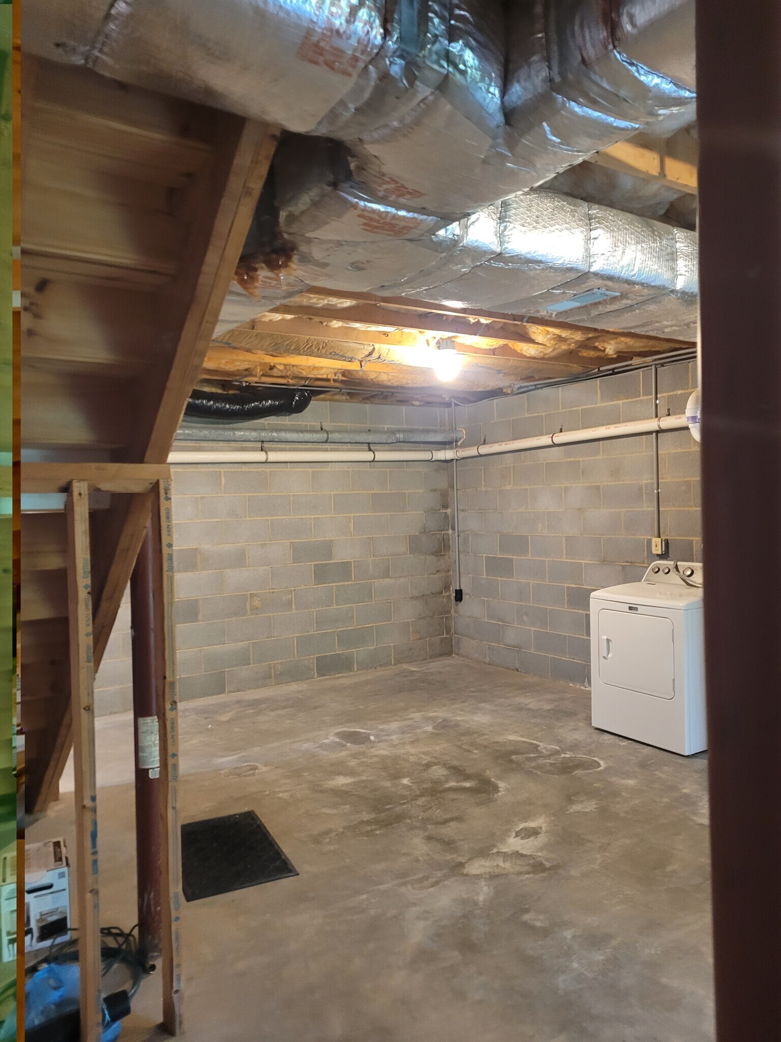 Building Photo - 1405 Karr Ln