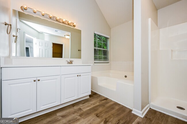 Building Photo - 3952 Waldrop Hills Dr