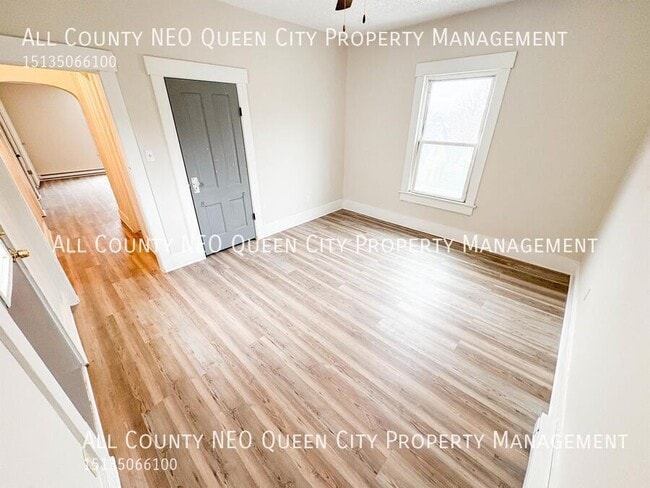 Building Photo - 499 S Detroit St