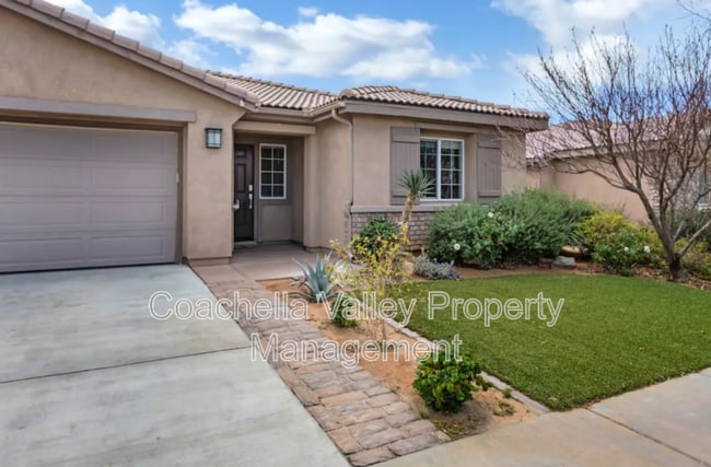 Building Photo - 84131 Azzura Way