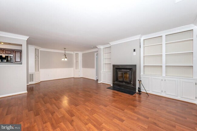 Building Photo - 20507 Shadyside Way