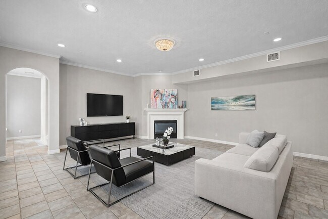 Building Photo - 70 Blooming Grove Ln