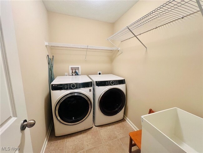 Building Photo - 4112 Keswick Dr