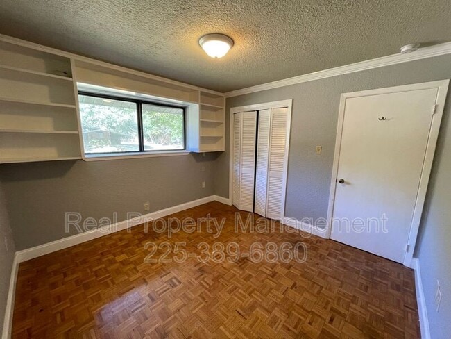 Building Photo - 2351 Sweetleaf St