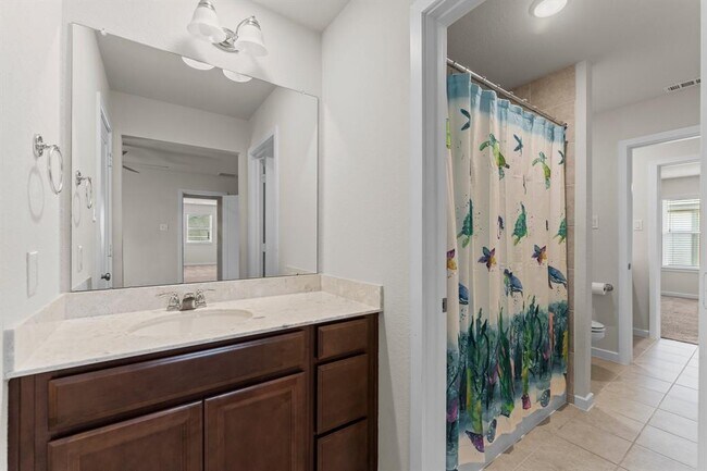 Building Photo - 3850 Chapman Bluff Dr