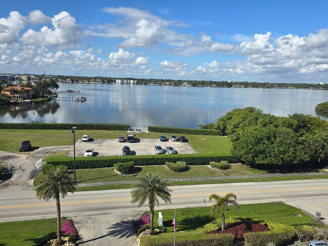 Building Photo - 3450 S Ocean Blvd