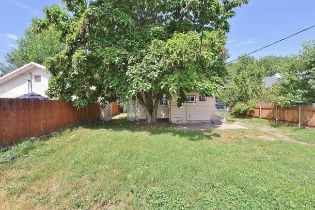 Building Photo - 508 N Boise Ave