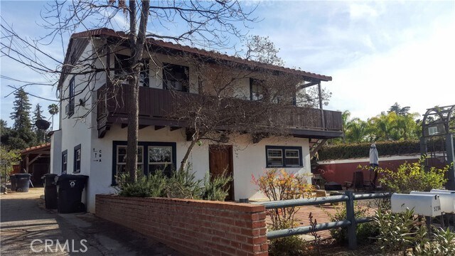 Building Photo - 529 Walnut Ave