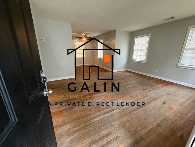 Building Photo - 261 W 73rd St